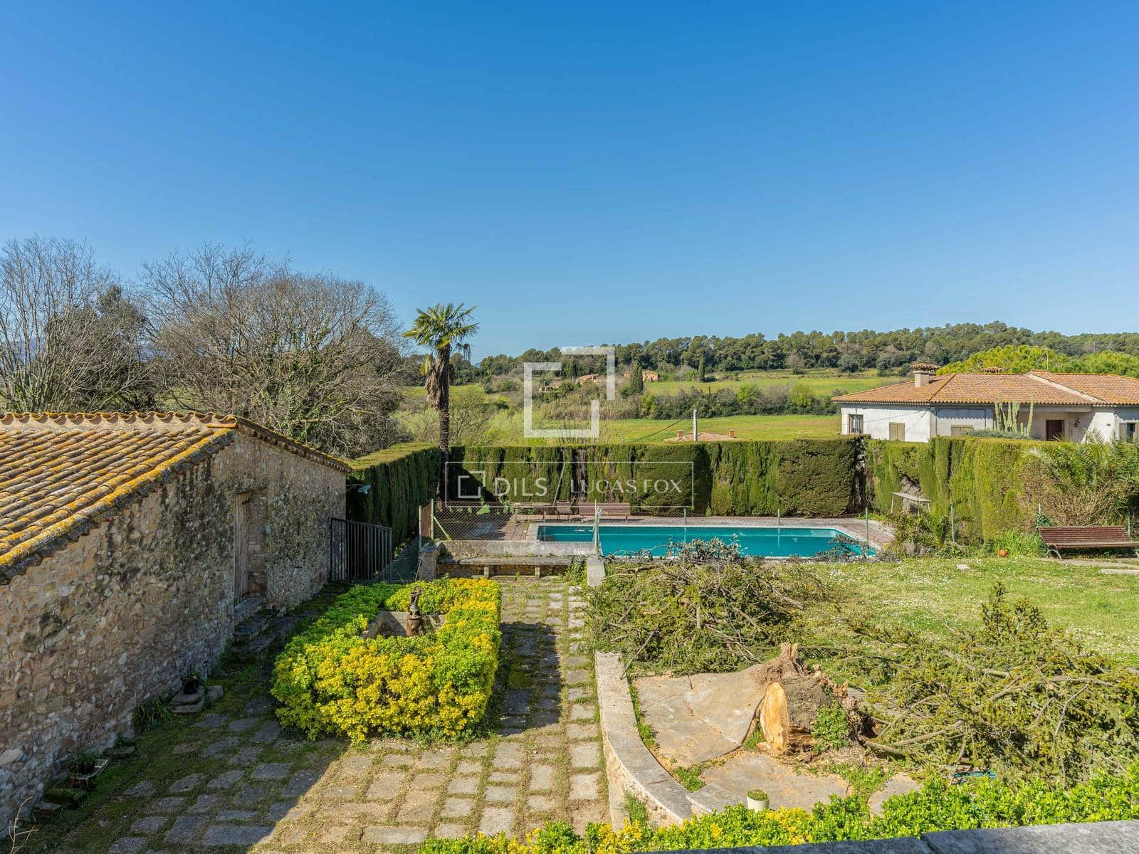 8 bedroom Finca/Country House for sale in Fontcoberta with pool garage - € 1,200,000 (Ref: 9727558)