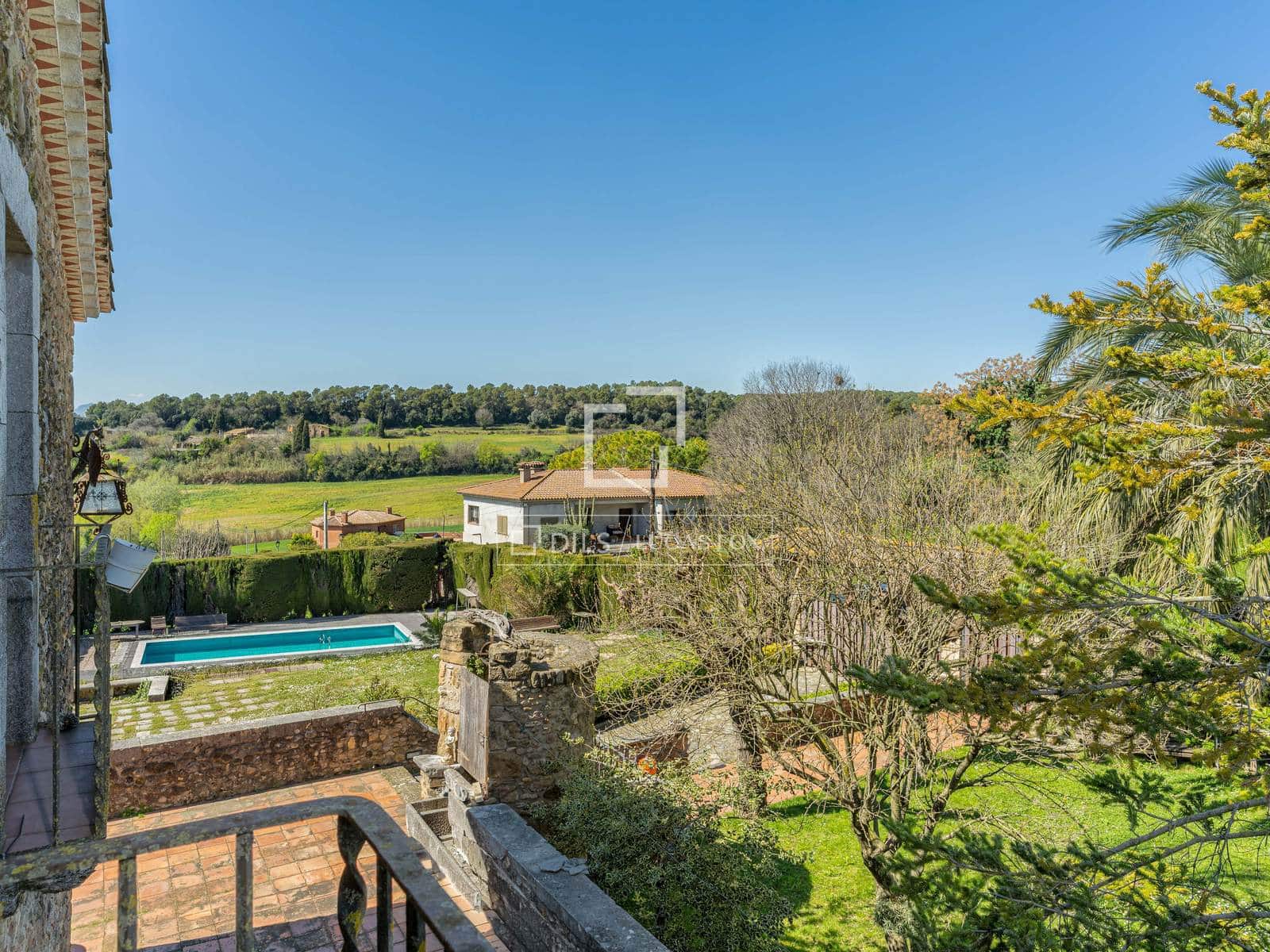8 bedroom Finca/Country House for sale in Fontcoberta with pool garage - € 1,200,000 (Ref: 9727558)