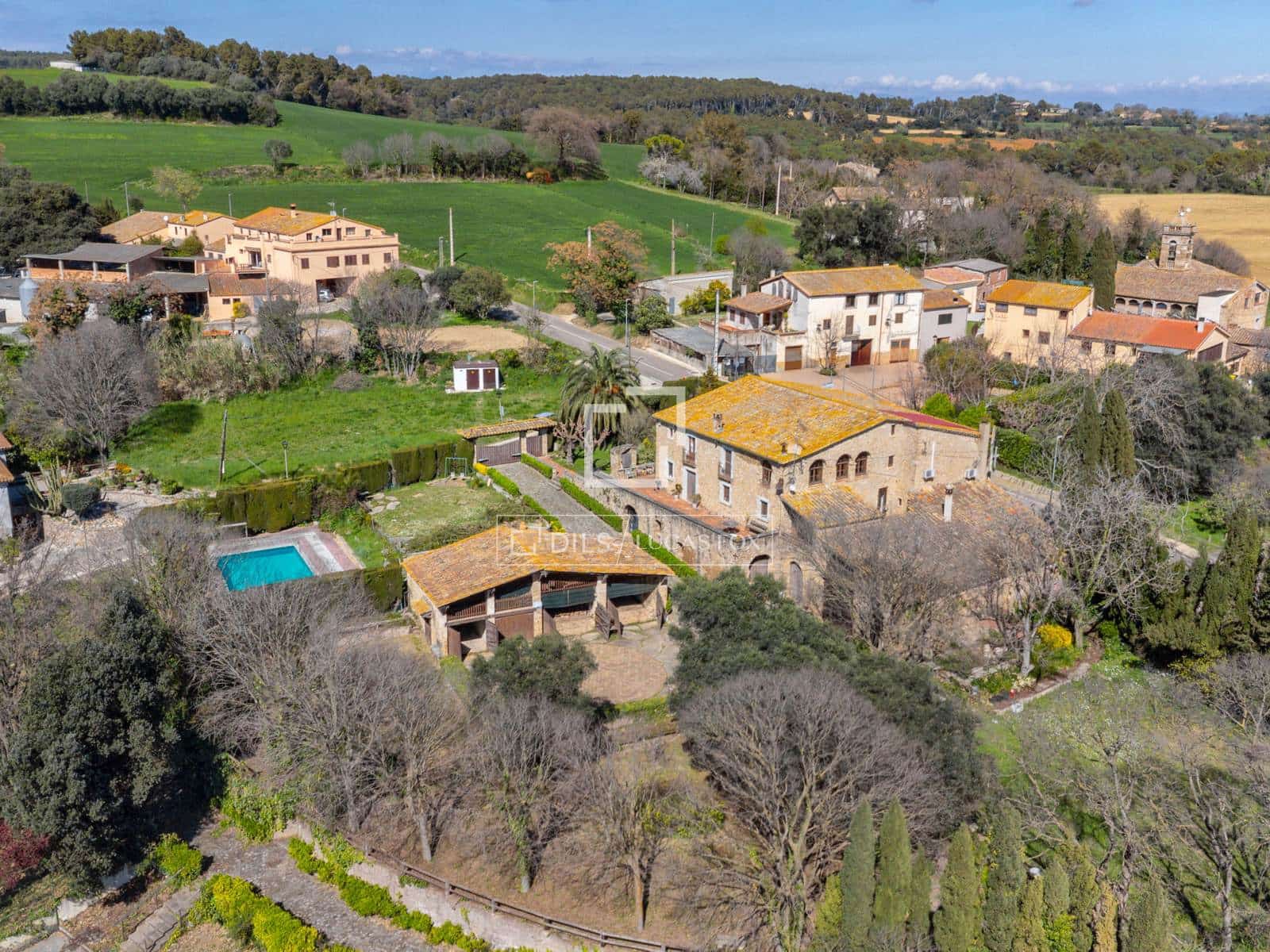 8 bedroom Finca/Country House for sale in Fontcoberta with pool garage - € 1,200,000 (Ref: 9727558)