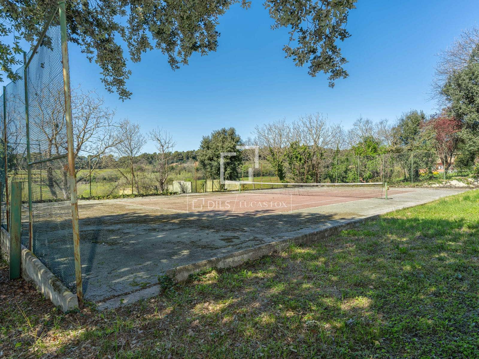 8 bedroom Finca/Country House for sale in Fontcoberta with pool garage - € 1,200,000 (Ref: 9727558)