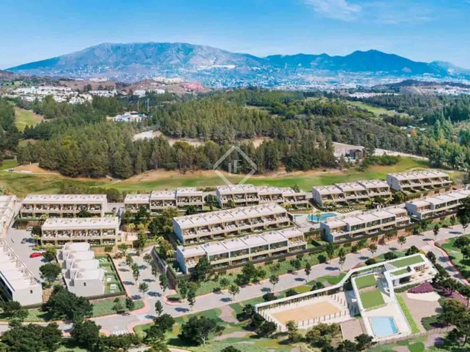 3 bedroom Villa for sale in Puerto de la Torre with pool garage - € 776,000 (Ref: 9729522)