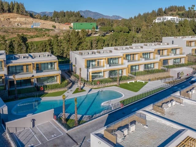 3 bedroom Villa for sale in Puerto de la Torre, Málaga city with pool garage - € 776,000 (Ref: 9729522)