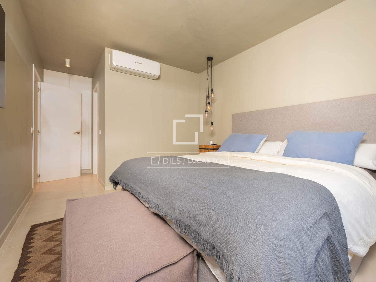 2 bedroom Apartment for sale in Santa Eulalia / Santa Eularia with garage - € 760,000 (Ref: 9730443)