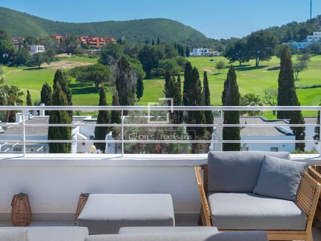 2 bedroom Apartment for sale in Santa Eulalia / Santa Eularia with garage - € 760,000 (Ref: 9730443)