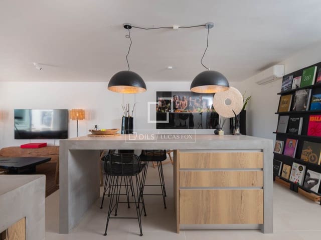 2 bedroom Apartment for sale in Santa Eulalia / Santa Eularia with garage - € 760,000 (Ref: 9730443)