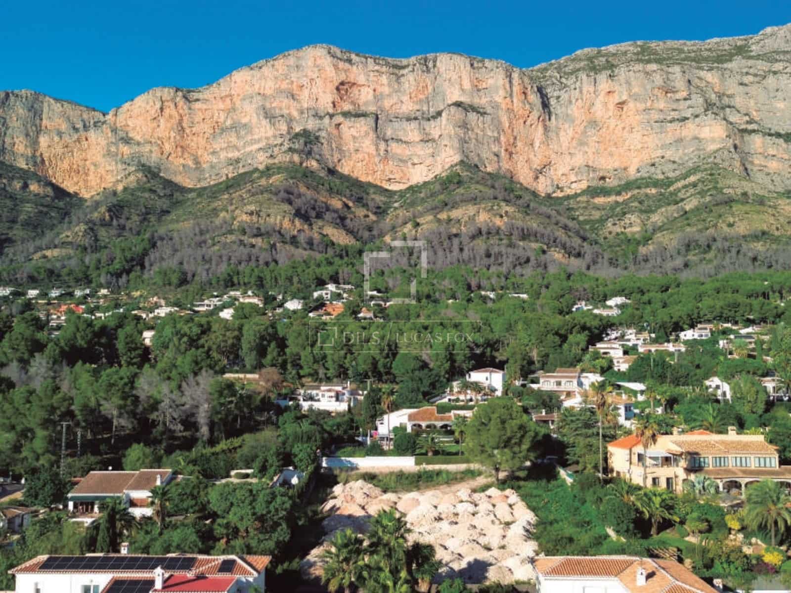 4 soveværelse Villa til salg i Javea / Xabia med swimmingpool garage - € 2.700.000 (Ref: 9730444)