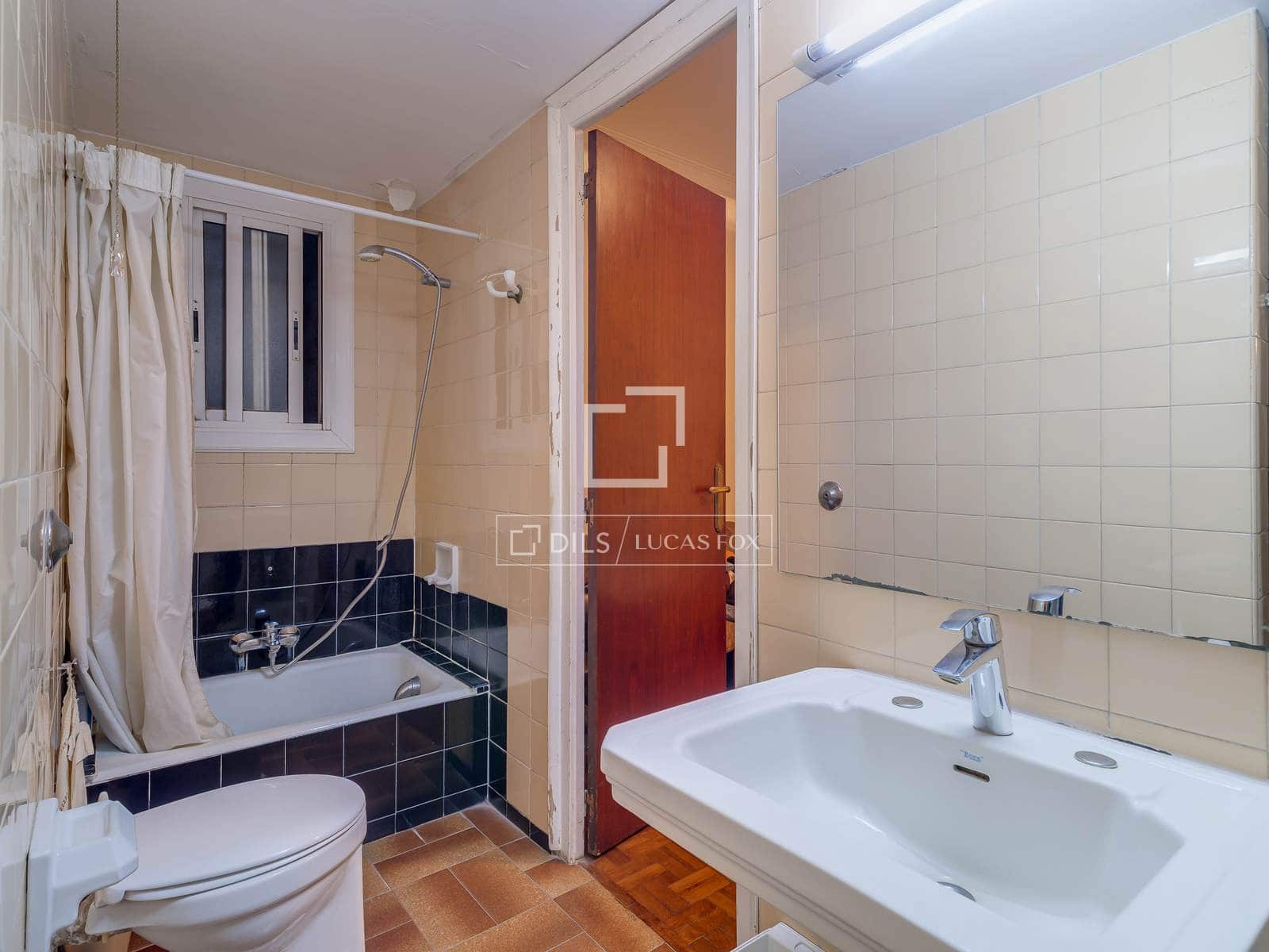 Apartamento de 6 habitaciones en Barcelona ciudad en venta con garaje - 1.475.000 € (Ref: 9730785)