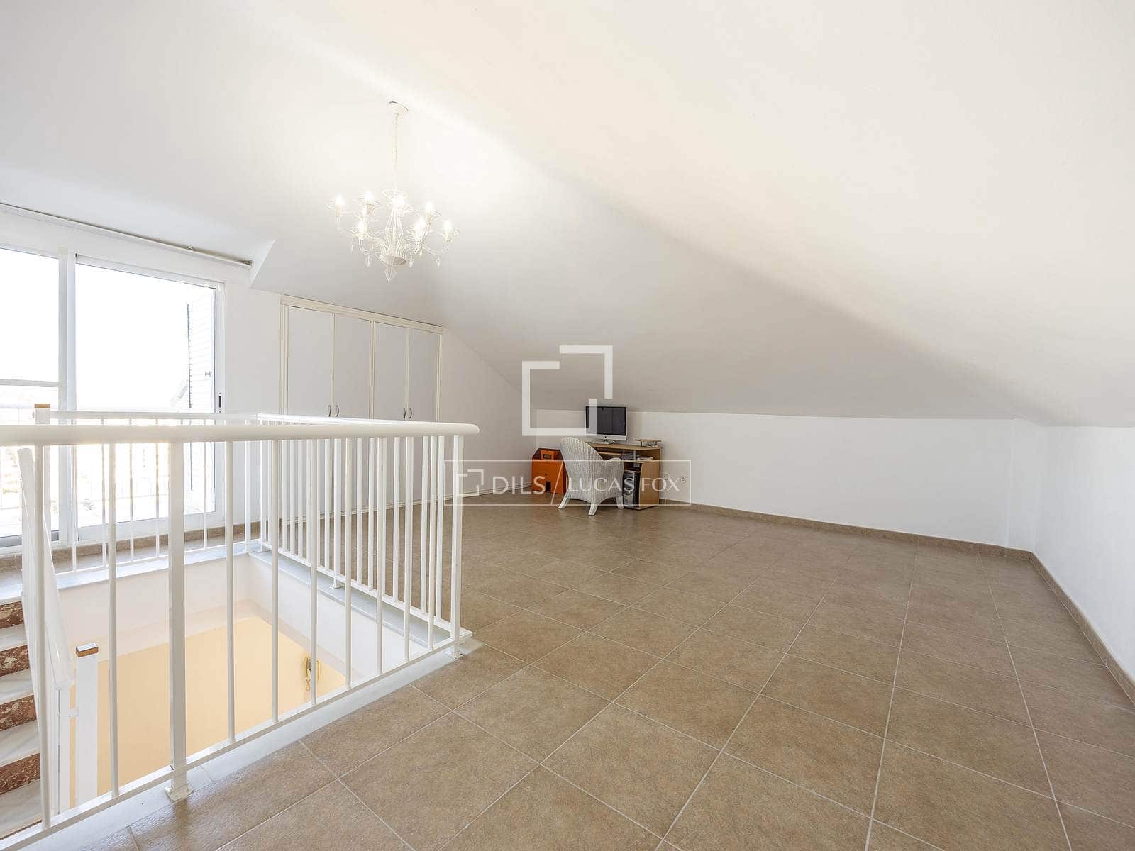 5 bedroom Villa for sale in Cullera with pool garage - € 440,000 (Ref: 9730786)