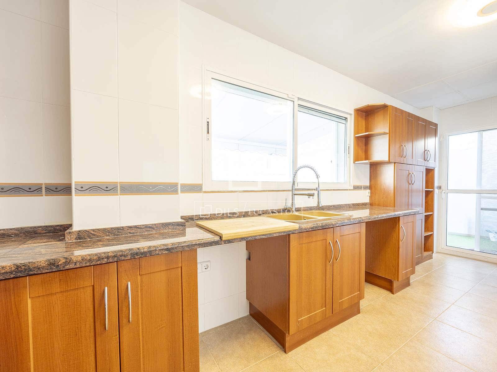 5 bedroom Villa for sale in Cullera with pool garage - € 440,000 (Ref: 9730786)