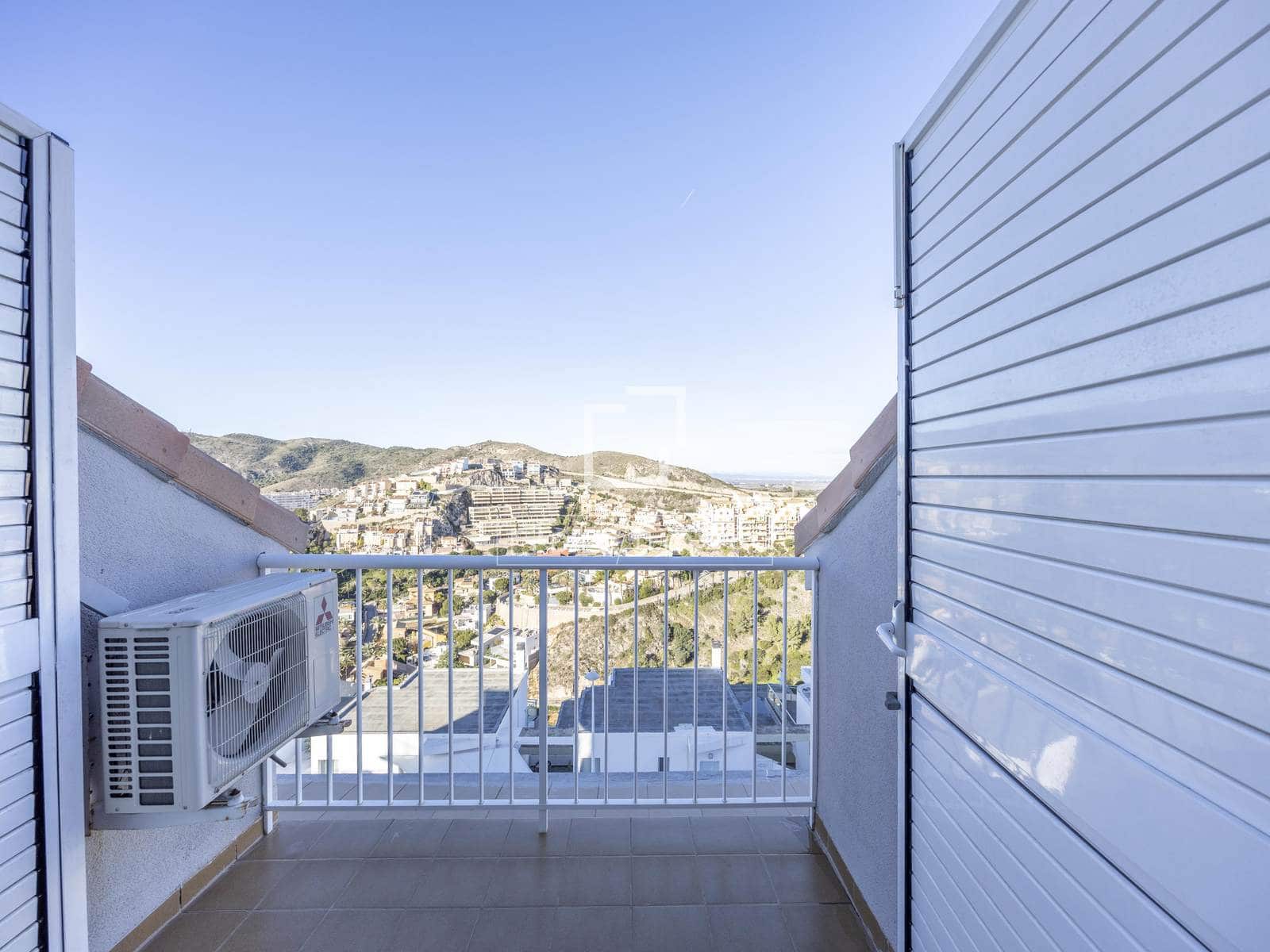 5 bedroom Villa for sale in Cullera with pool garage - € 440,000 (Ref: 9730786)