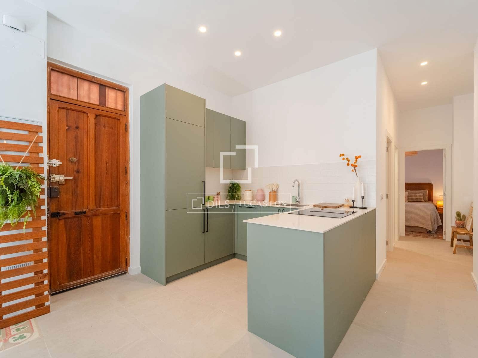 2 bedroom Apartment for rent in Valencia city - € 1,750 (Ref: 9730895)