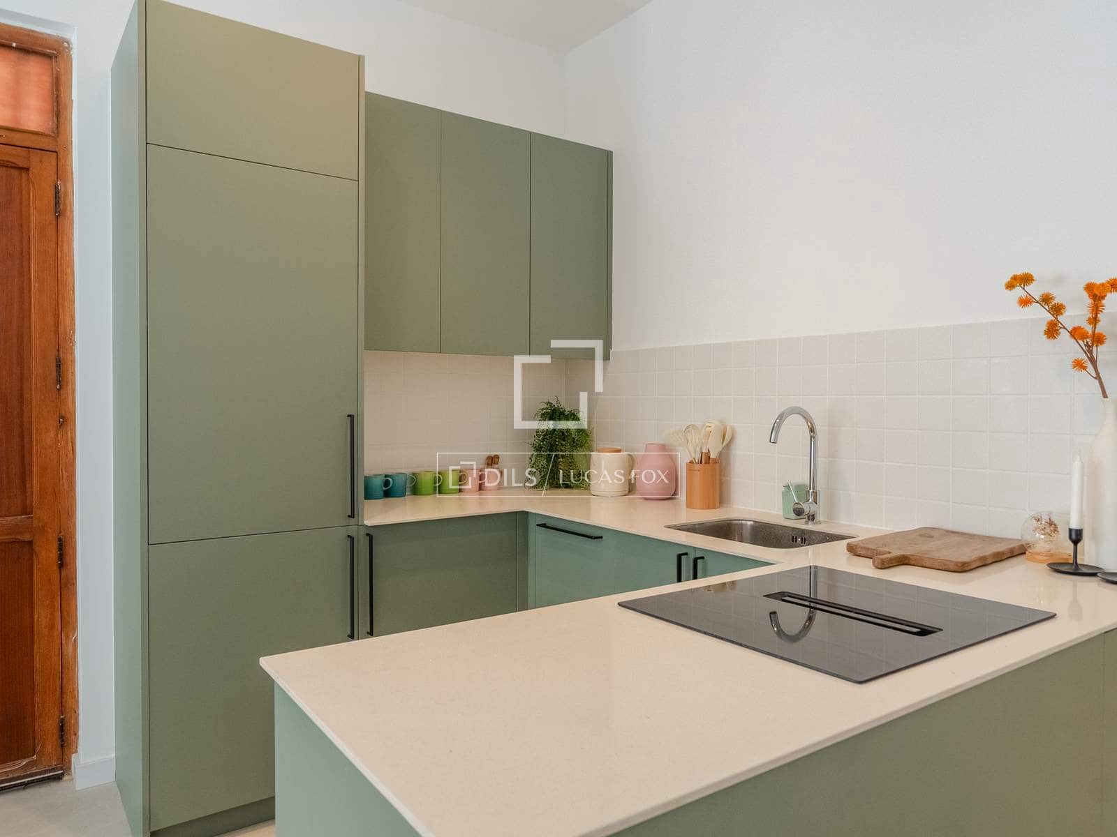 2 bedroom Apartment for rent in Valencia city - € 1,750 (Ref: 9730895)