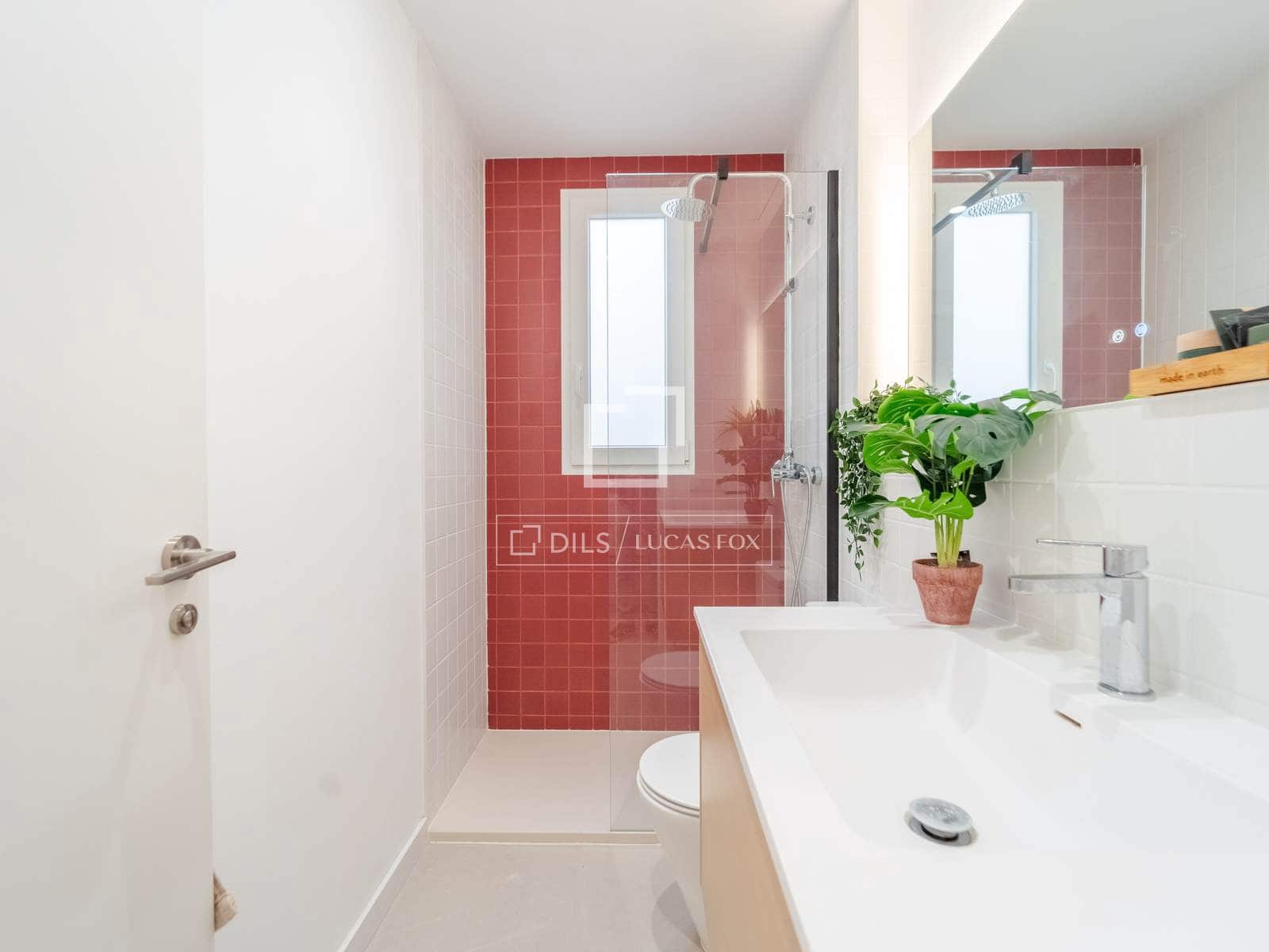 2 bedroom Apartment for rent in Valencia city - € 1,750 (Ref: 9730895)