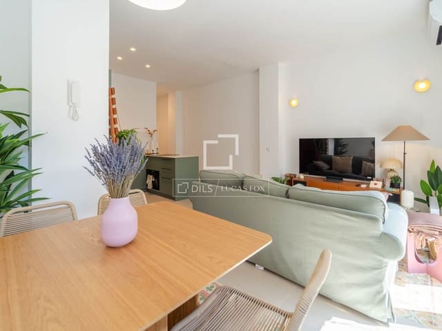 Apartamento de 2 habitaciones en València ciudad en alquiler - 1.750 € (Ref: 9730895)