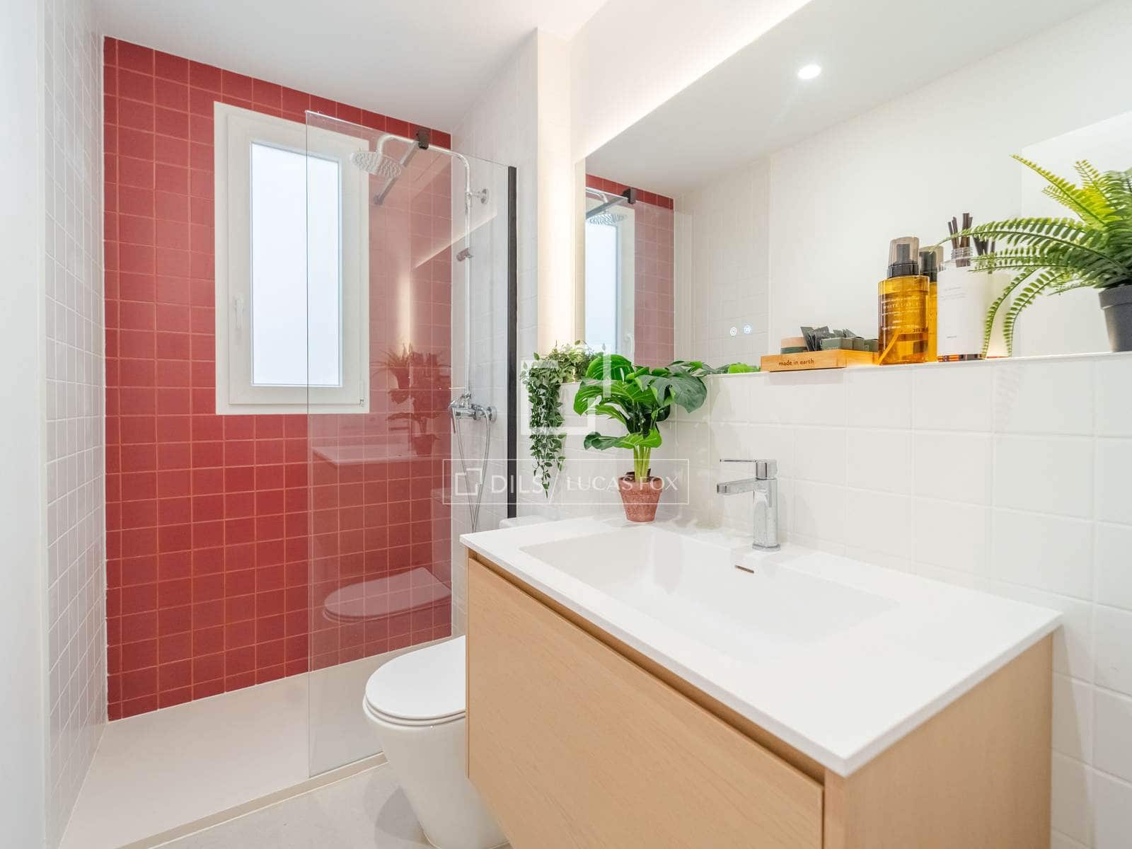 2 bedroom Apartment for rent in Valencia city - € 1,750 (Ref: 9730895)