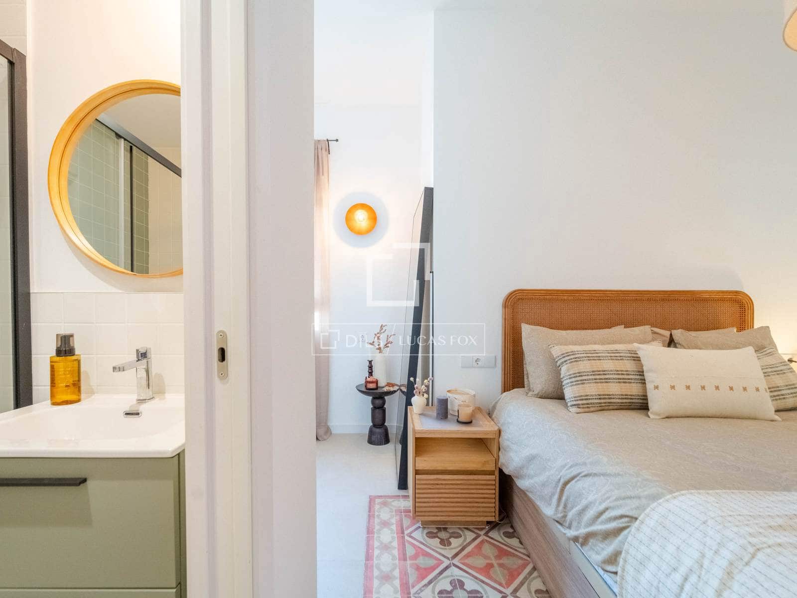 2 bedroom Apartment for rent in Valencia city - € 1,750 (Ref: 9730895)