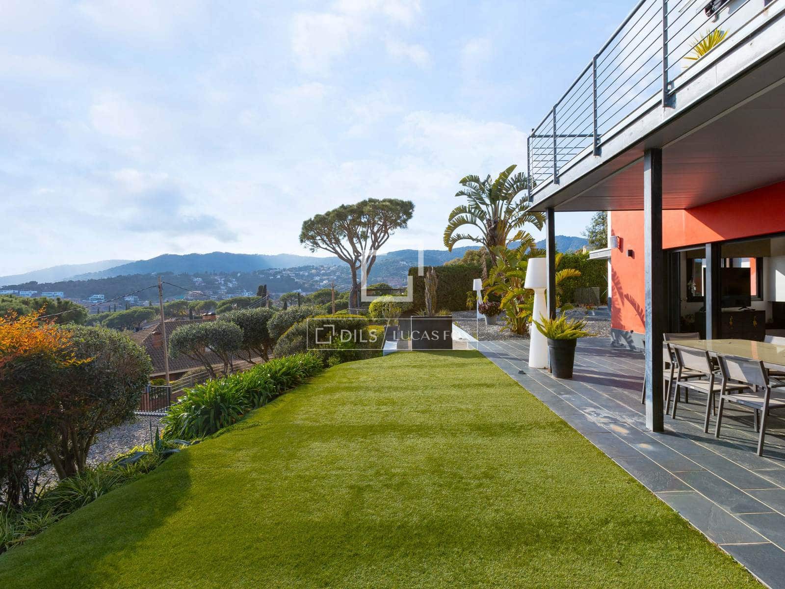 5 slaapkamer Villa te koop in Cabrils met zwembad garage - € 1.750.000 (Ref: 9731202)