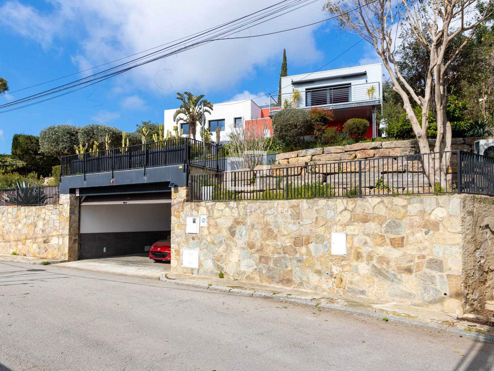 5 slaapkamer Villa te koop in Cabrils met zwembad garage - € 1.750.000 (Ref: 9731202)