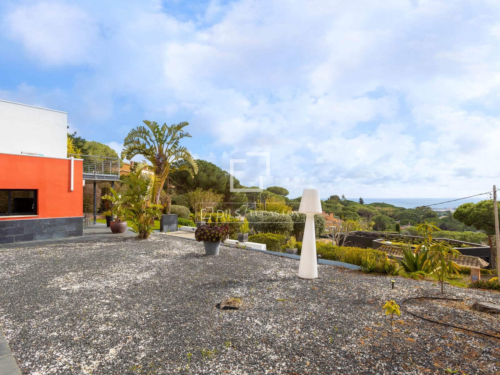 5 slaapkamer Villa te koop in Cabrils met zwembad garage - € 1.750.000 (Ref: 9731202)