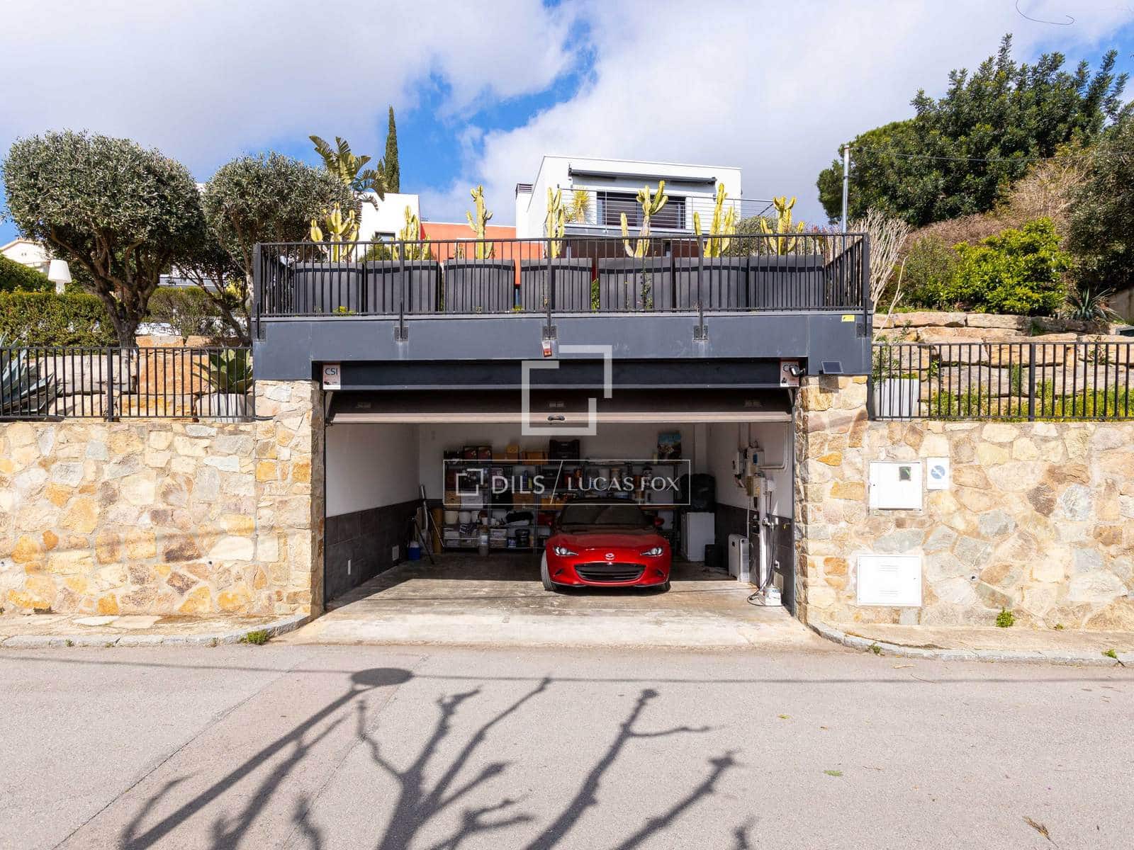 5 slaapkamer Villa te koop in Cabrils met zwembad garage - € 1.750.000 (Ref: 9731202)