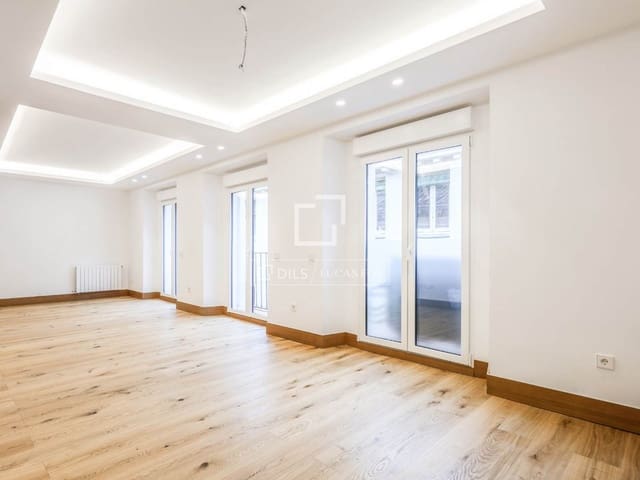 3 makuuhuone Huoneisto myytävänä paikassa Madrid kaupunki - 1 150 000 € (Ref: 9731203)