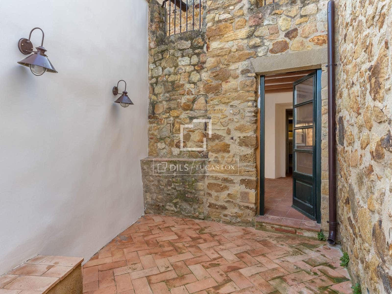 5 soveværelse Finca/Landehus til salg i Pals med swimmingpool - € 1.150.000 (Ref: 9733375)