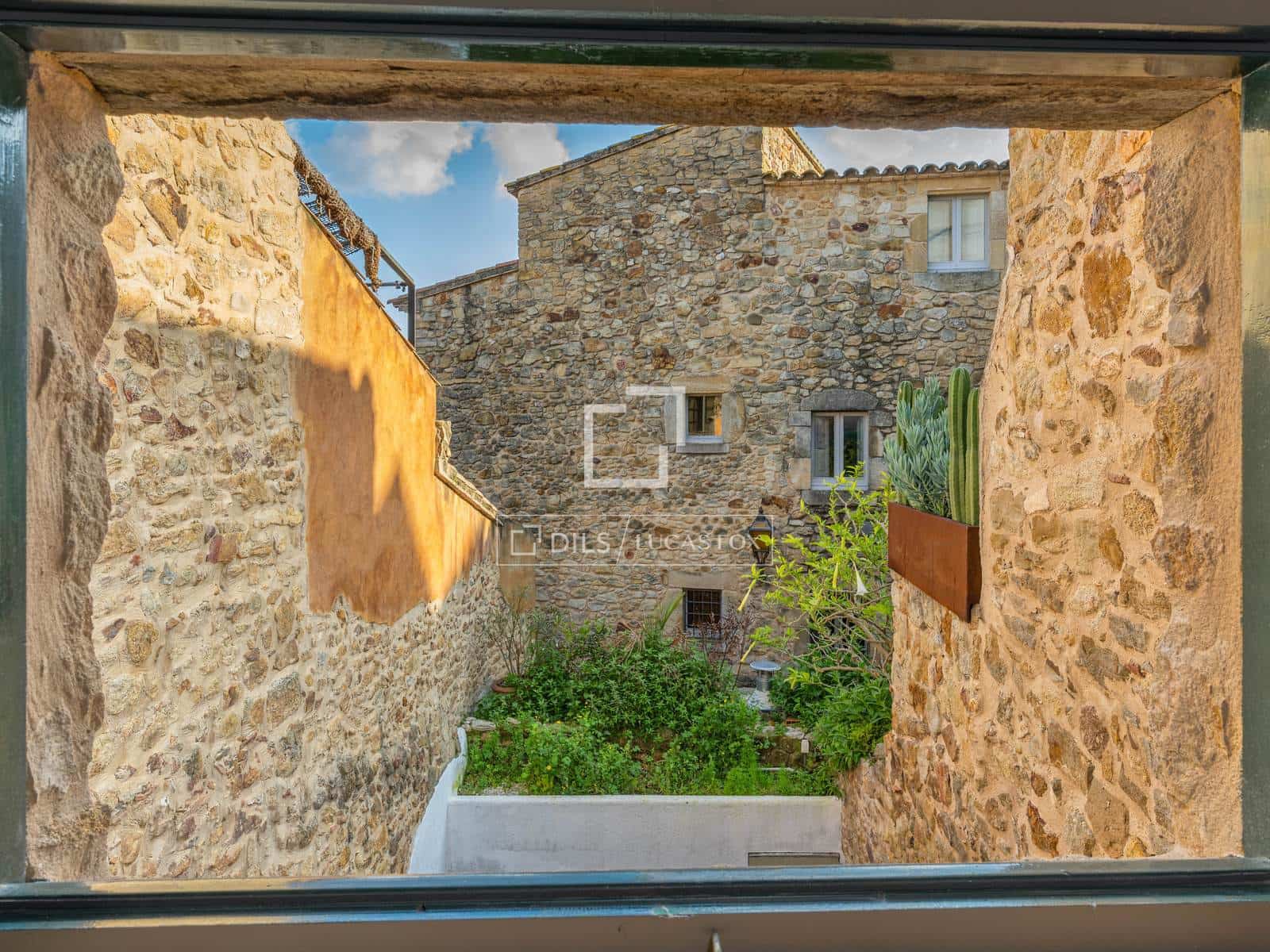 5 soveværelse Finca/Landehus til salg i Pals med swimmingpool - € 1.150.000 (Ref: 9733375)