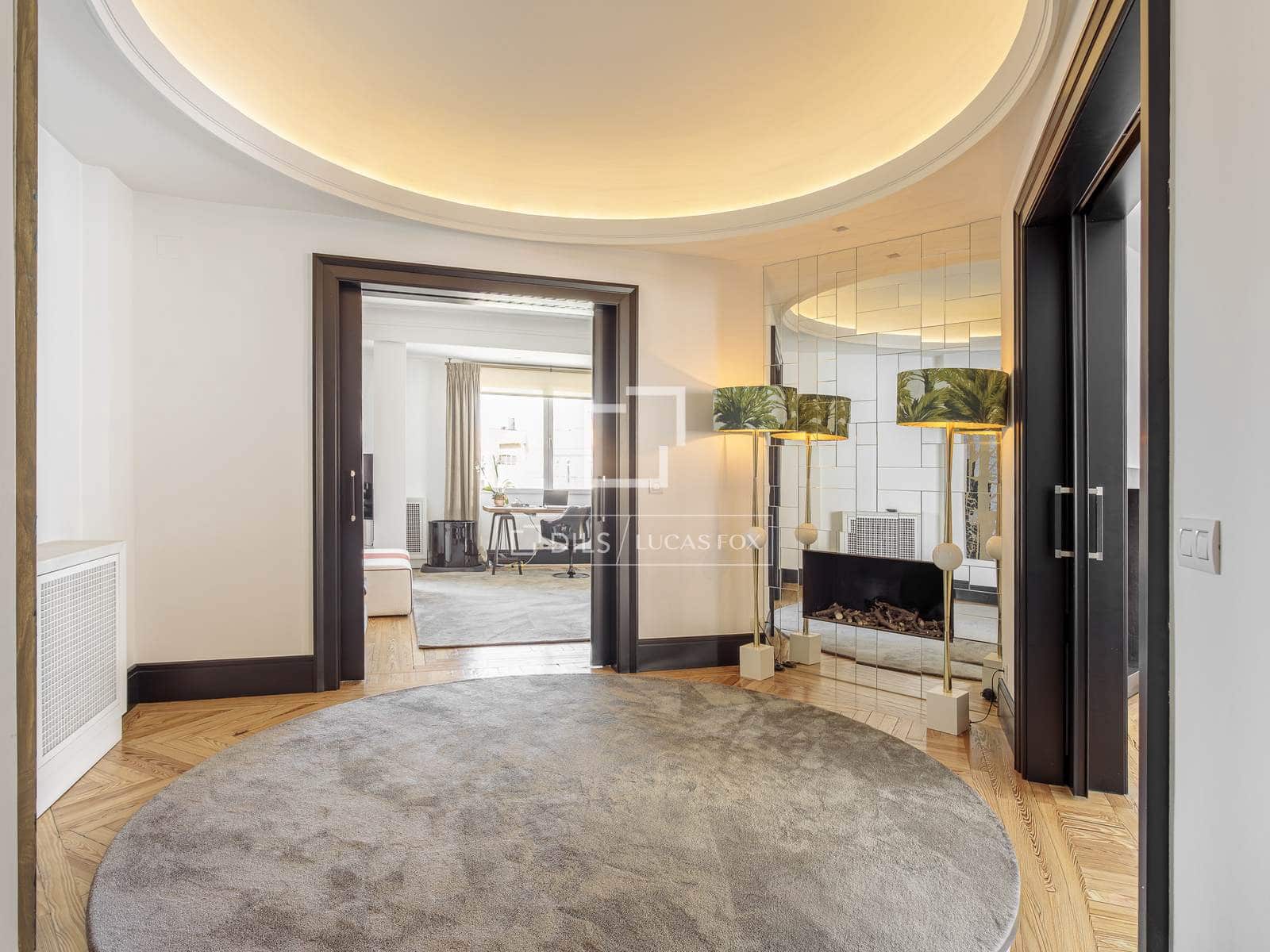 3 slaapkamer Appartement te huur in Madrid stad met garage - € 15.000 (Ref: 9733579)