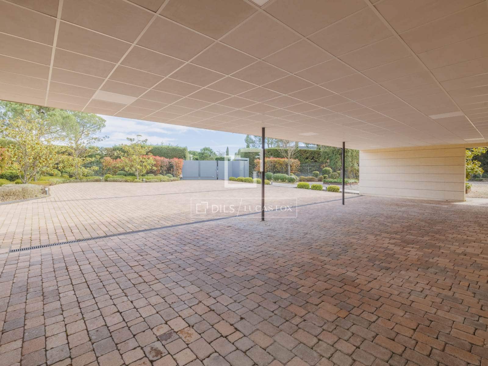 8 bedroom Villa for rent in Pozuelo de Alarcon with pool garage - € 29,000 (Ref: 9733580)