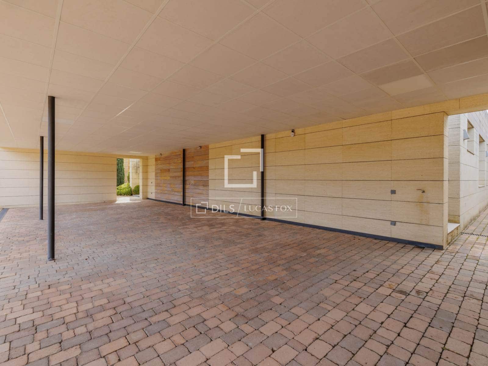 8 bedroom Villa for rent in Pozuelo de Alarcon with pool garage - € 29,000 (Ref: 9733580)