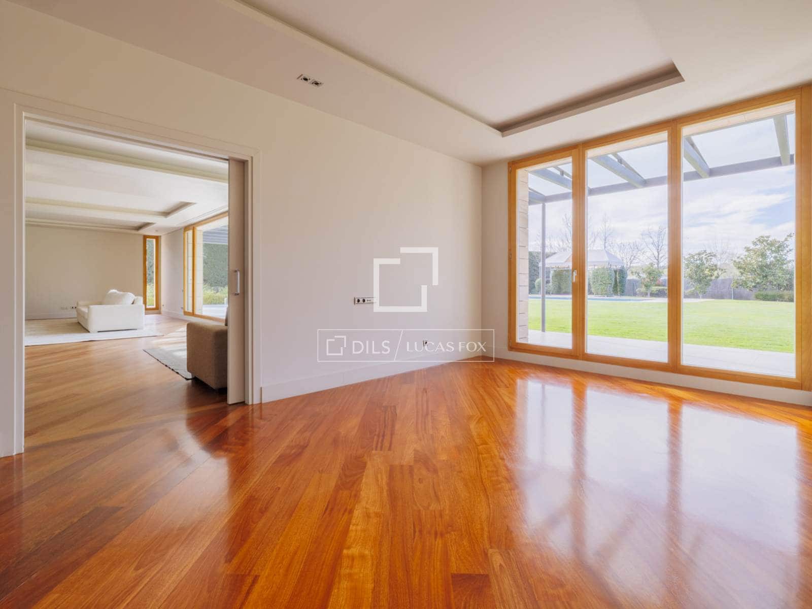 8 bedroom Villa for rent in Pozuelo de Alarcon with pool garage - € 29,000 (Ref: 9733580)