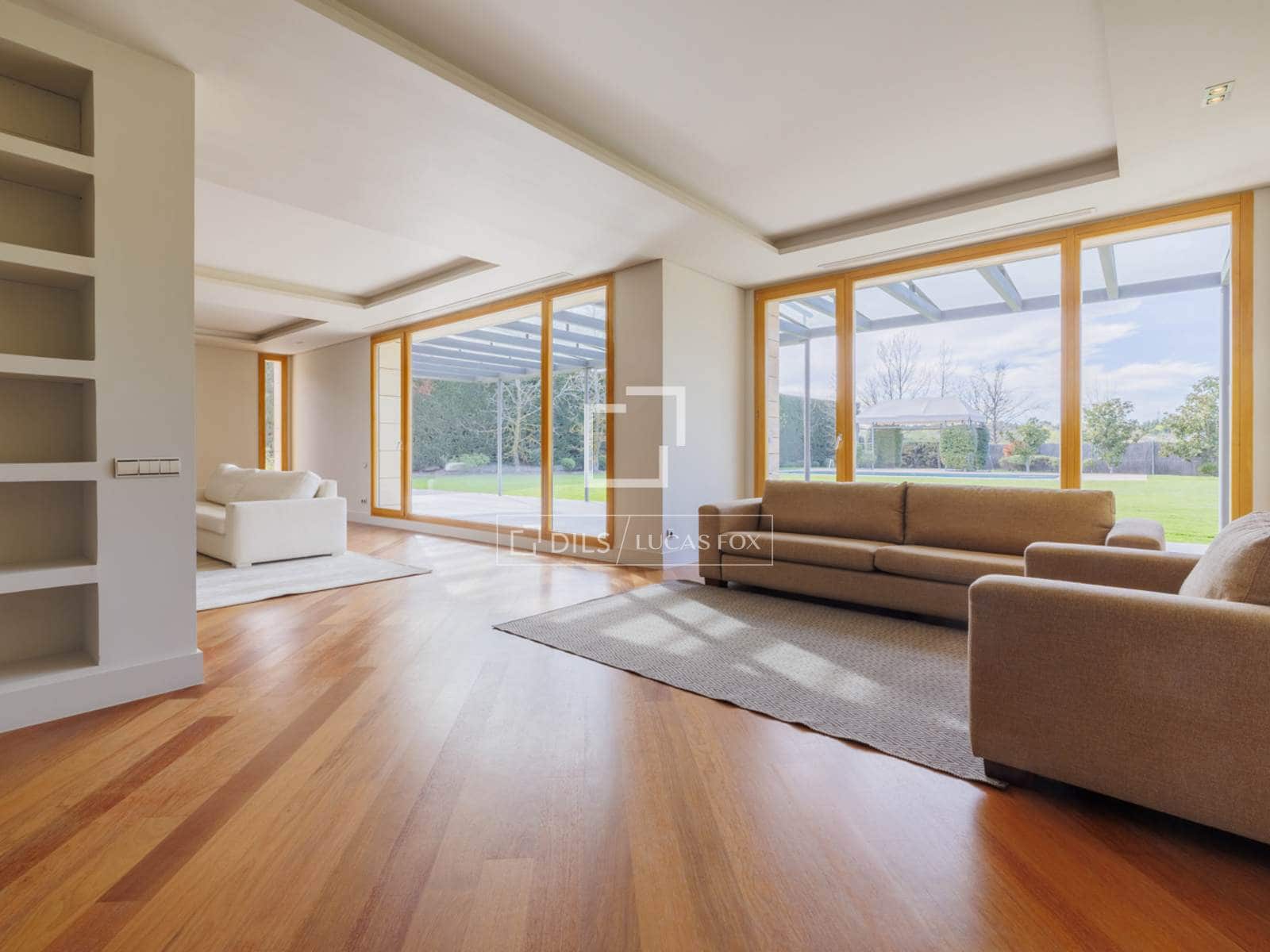 8 bedroom Villa for rent in Pozuelo de Alarcon with pool garage - € 29,000 (Ref: 9733580)