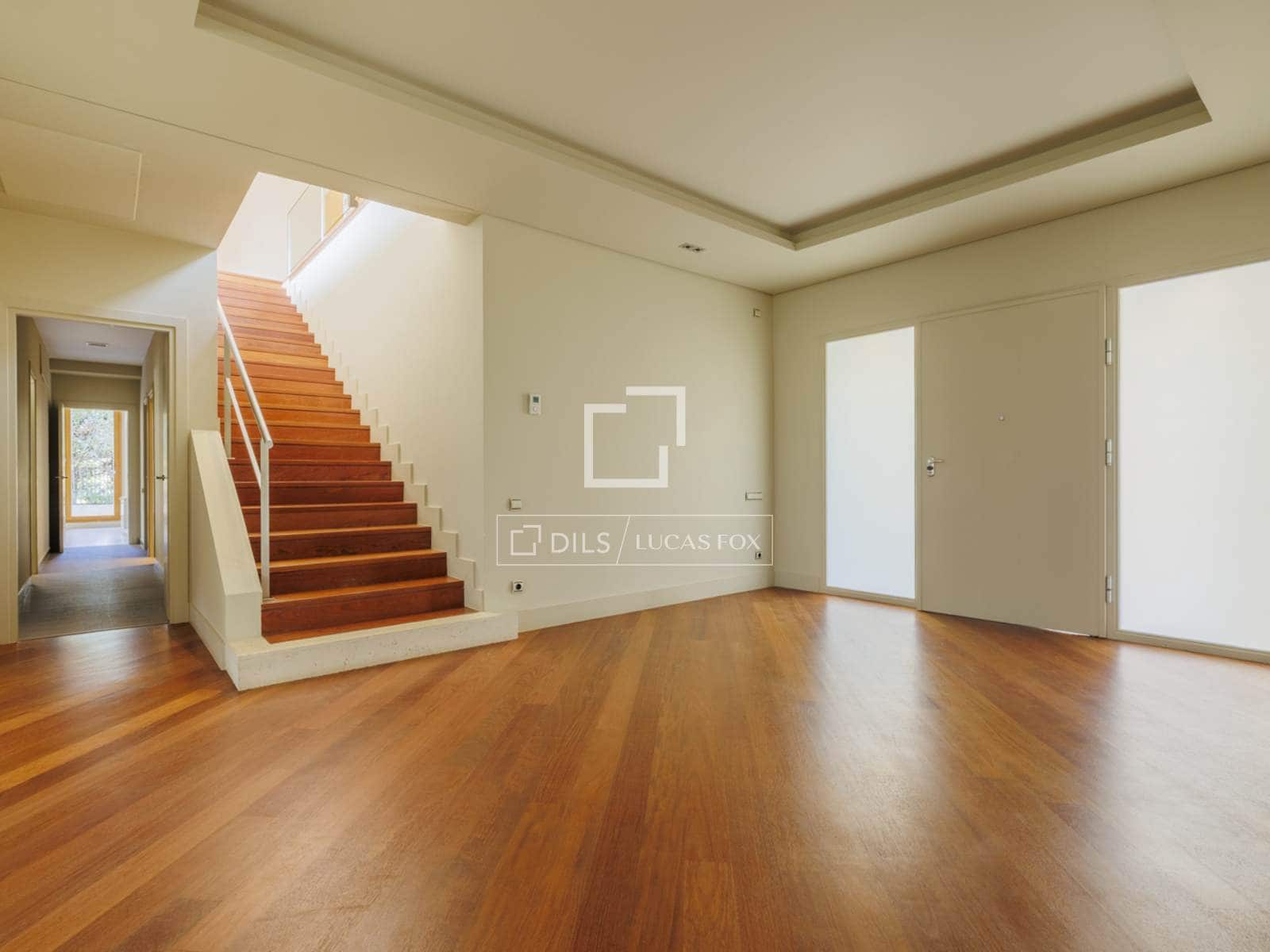 8 bedroom Villa for rent in Pozuelo de Alarcon with pool garage - € 29,000 (Ref: 9733580)