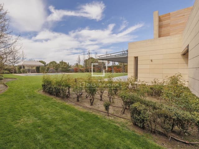 8 bedroom Villa for rent in Pozuelo de Alarcón with pool garage - € 29,000 (Ref: 9733580)