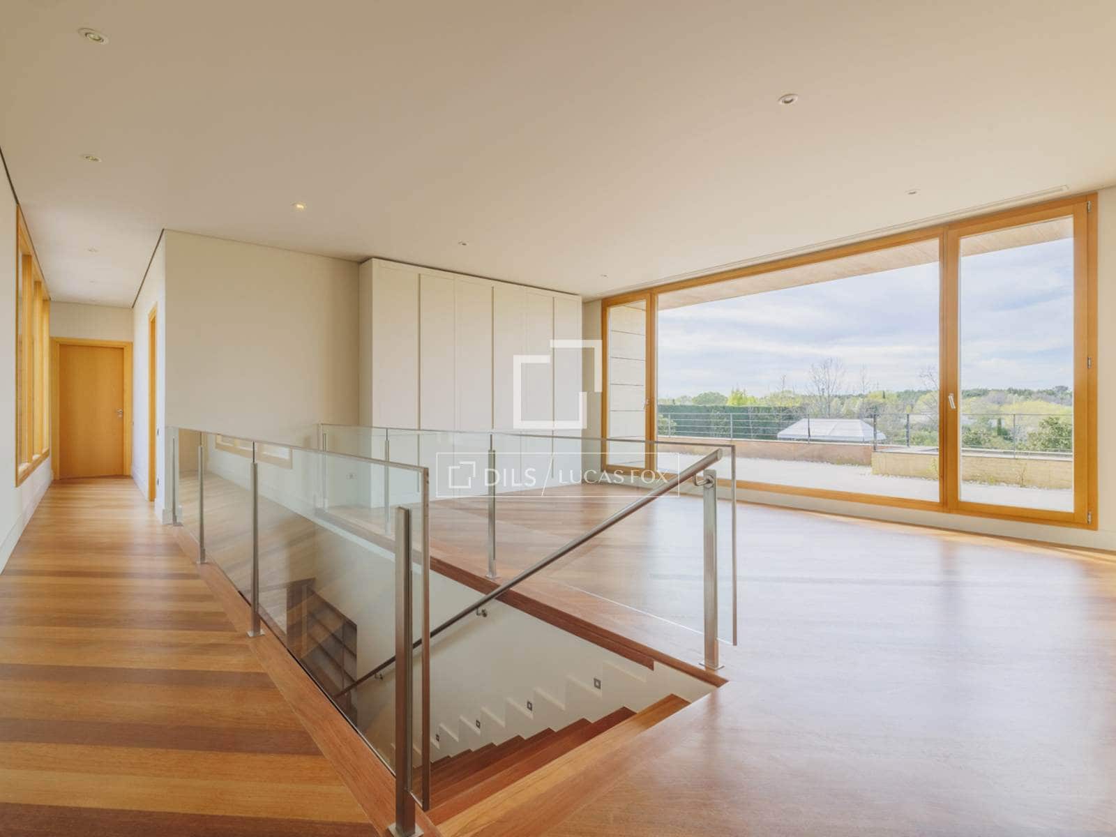 8 bedroom Villa for rent in Pozuelo de Alarcon with pool garage - € 29,000 (Ref: 9733580)