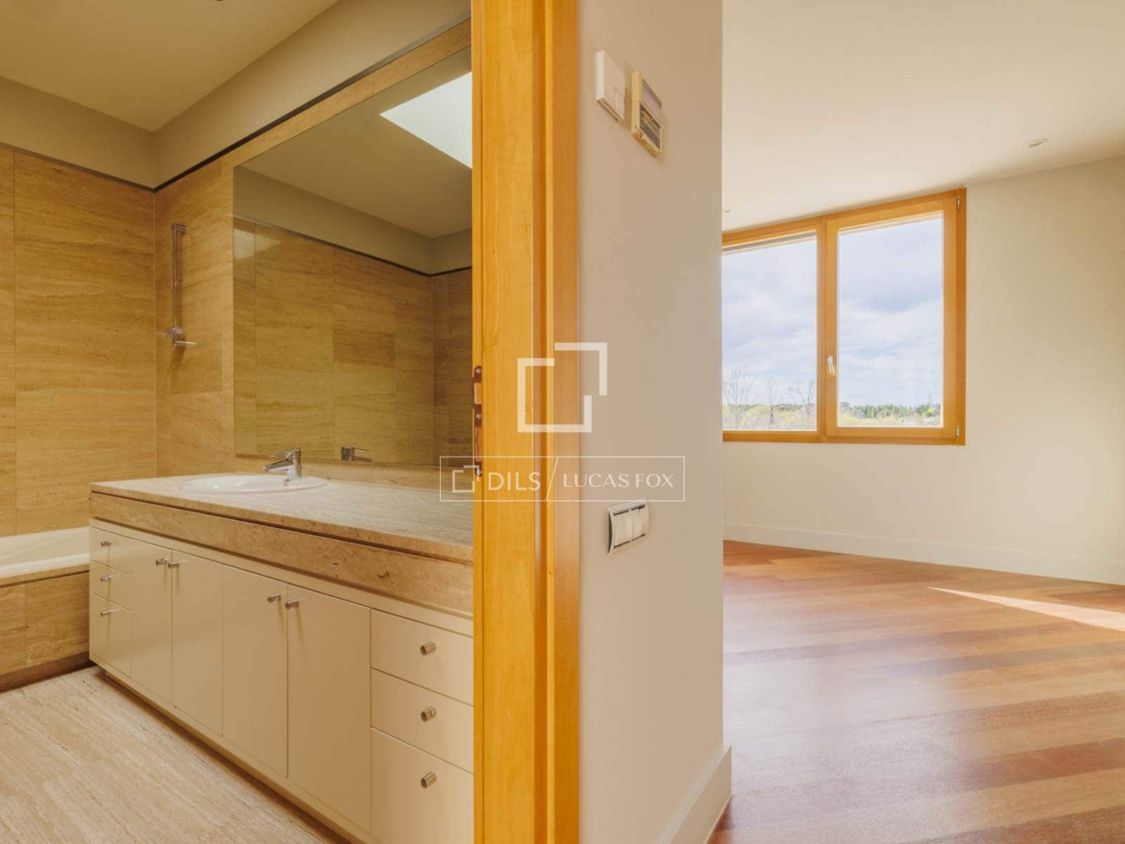 8 bedroom Villa for rent in Pozuelo de Alarcon with pool garage - € 29,000 (Ref: 9733580)