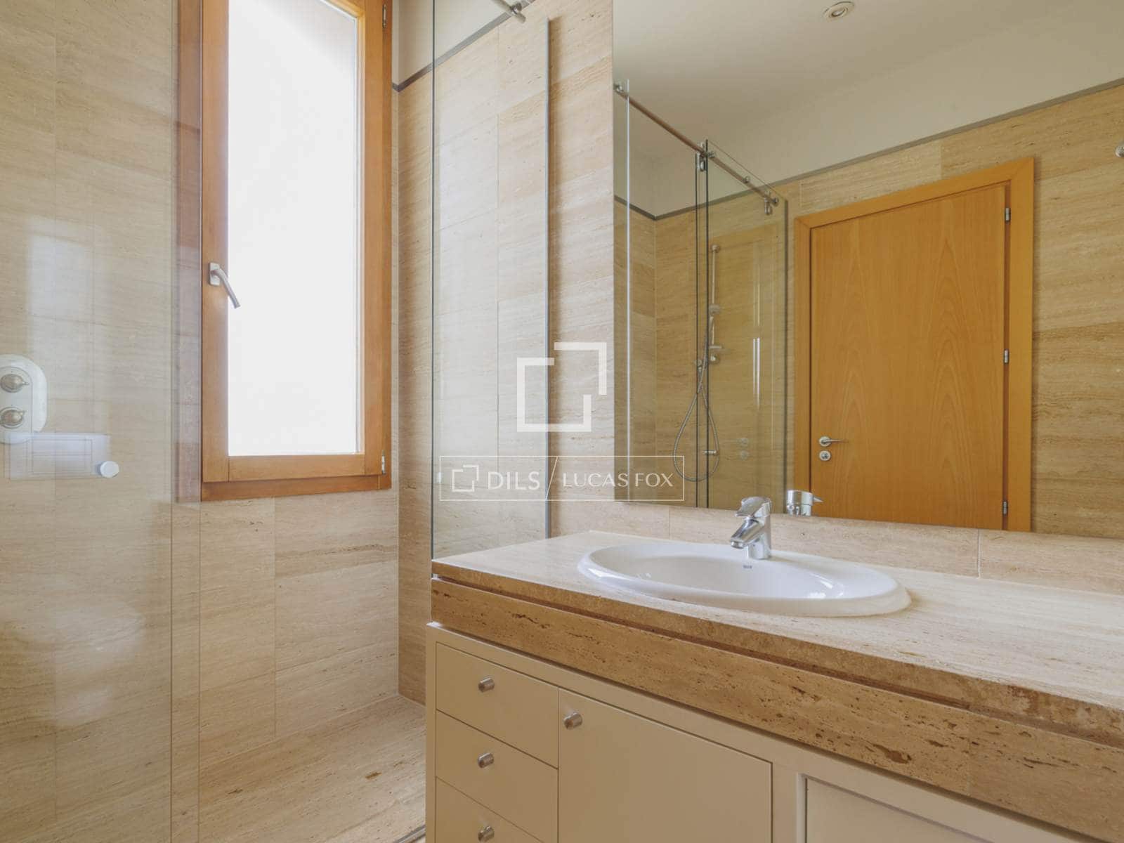 8 bedroom Villa for rent in Pozuelo de Alarcon with pool garage - € 29,000 (Ref: 9733580)