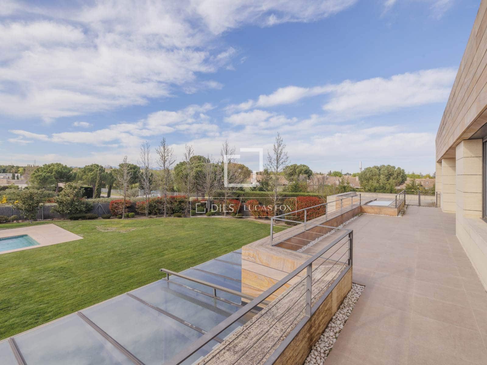 8 bedroom Villa for rent in Pozuelo de Alarcon with pool garage - € 29,000 (Ref: 9733580)