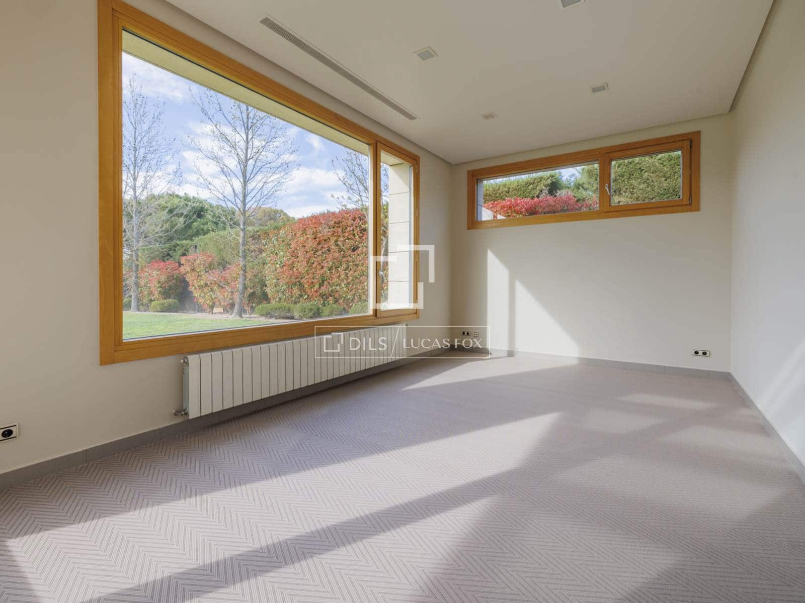 8 bedroom Villa for rent in Pozuelo de Alarcon with pool garage - € 29,000 (Ref: 9733580)