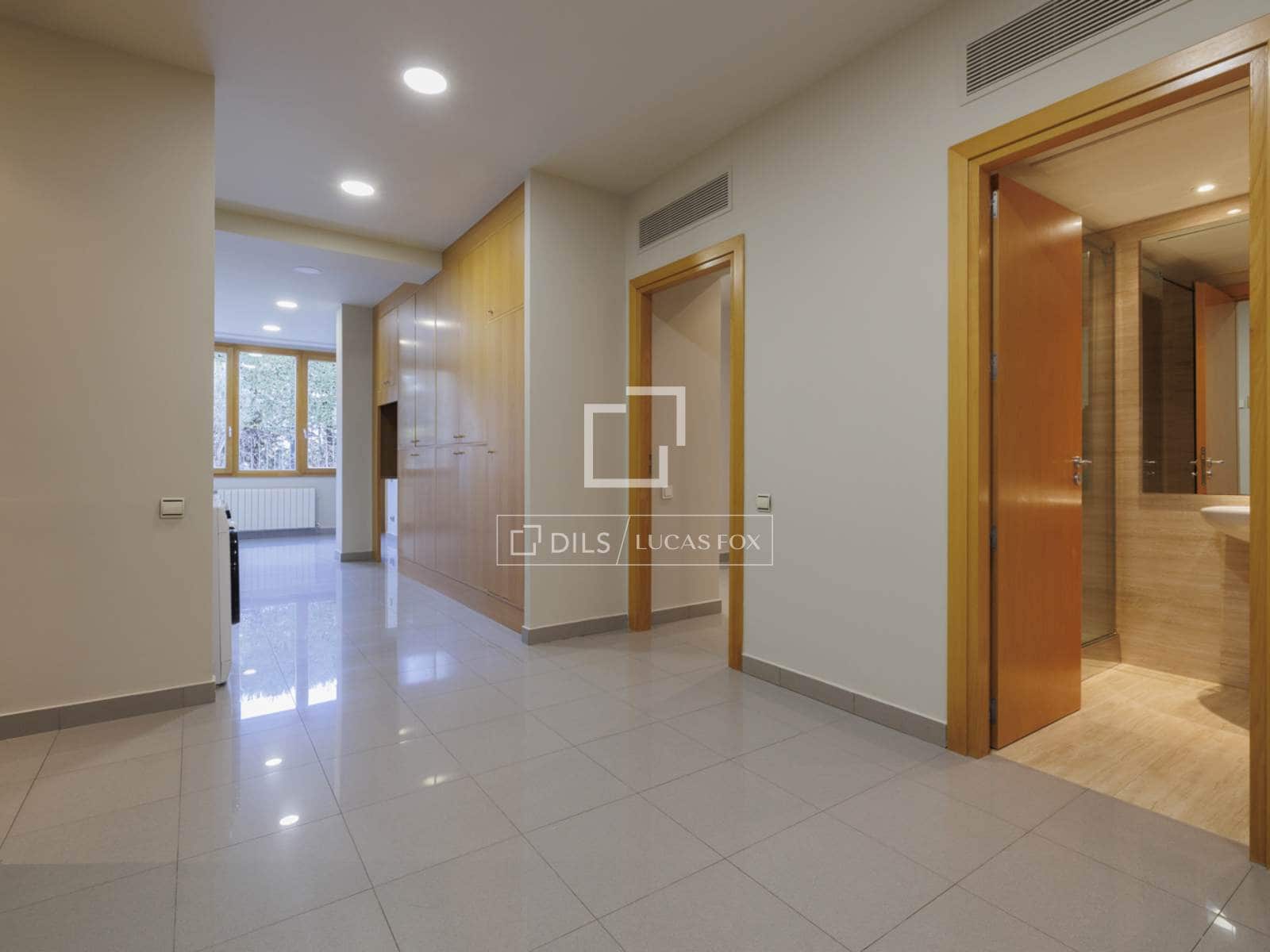 8 bedroom Villa for rent in Pozuelo de Alarcon with pool garage - € 29,000 (Ref: 9733580)