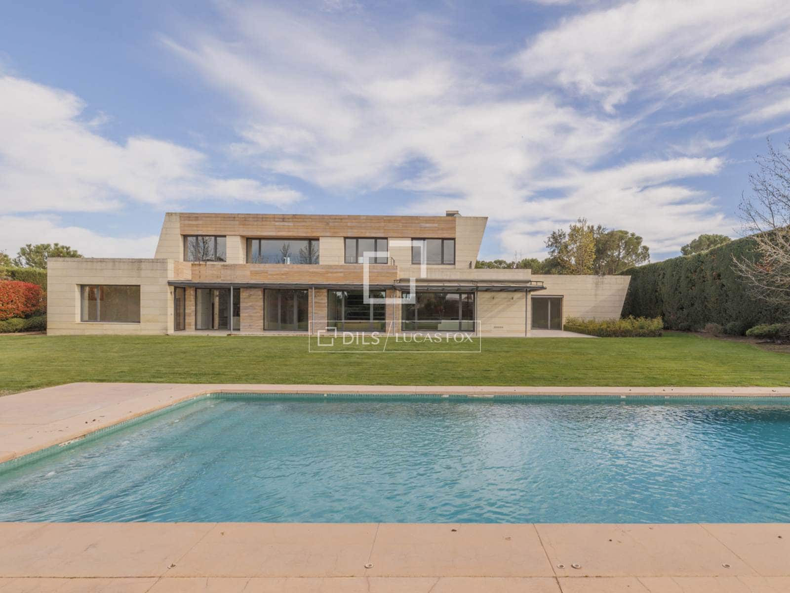 8 bedroom Villa for rent in Pozuelo de Alarcon with pool garage - € 29,000 (Ref: 9733580)