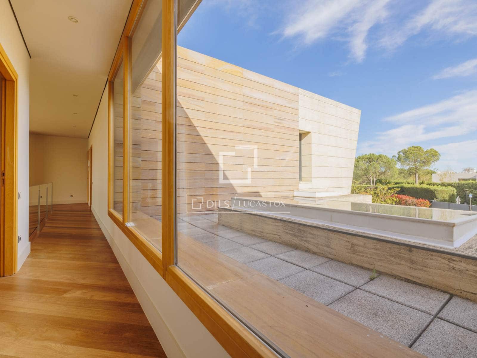 8 bedroom Villa for rent in Pozuelo de Alarcon with pool garage - € 29,000 (Ref: 9733580)