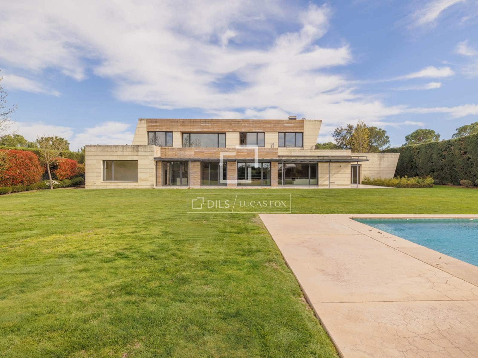 8 bedroom Villa for rent in Pozuelo de Alarcon with pool garage - € 29,000 (Ref: 9733580)