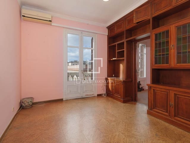 Apartamento de 5 habitaciones en Barcelona ciudad en venta - 750.000 € (Ref: 9733581)
