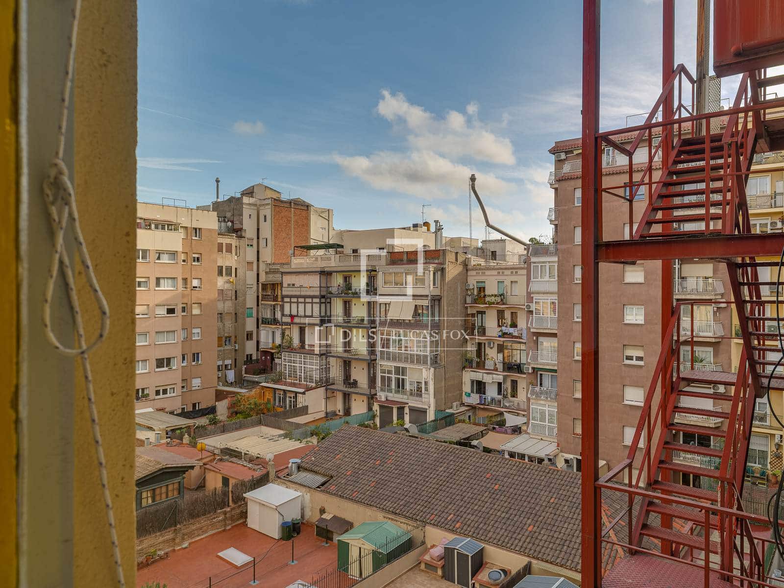Apartamento de 5 habitaciones en Barcelona ciudad en venta - 750.000 € (Ref: 9733581)