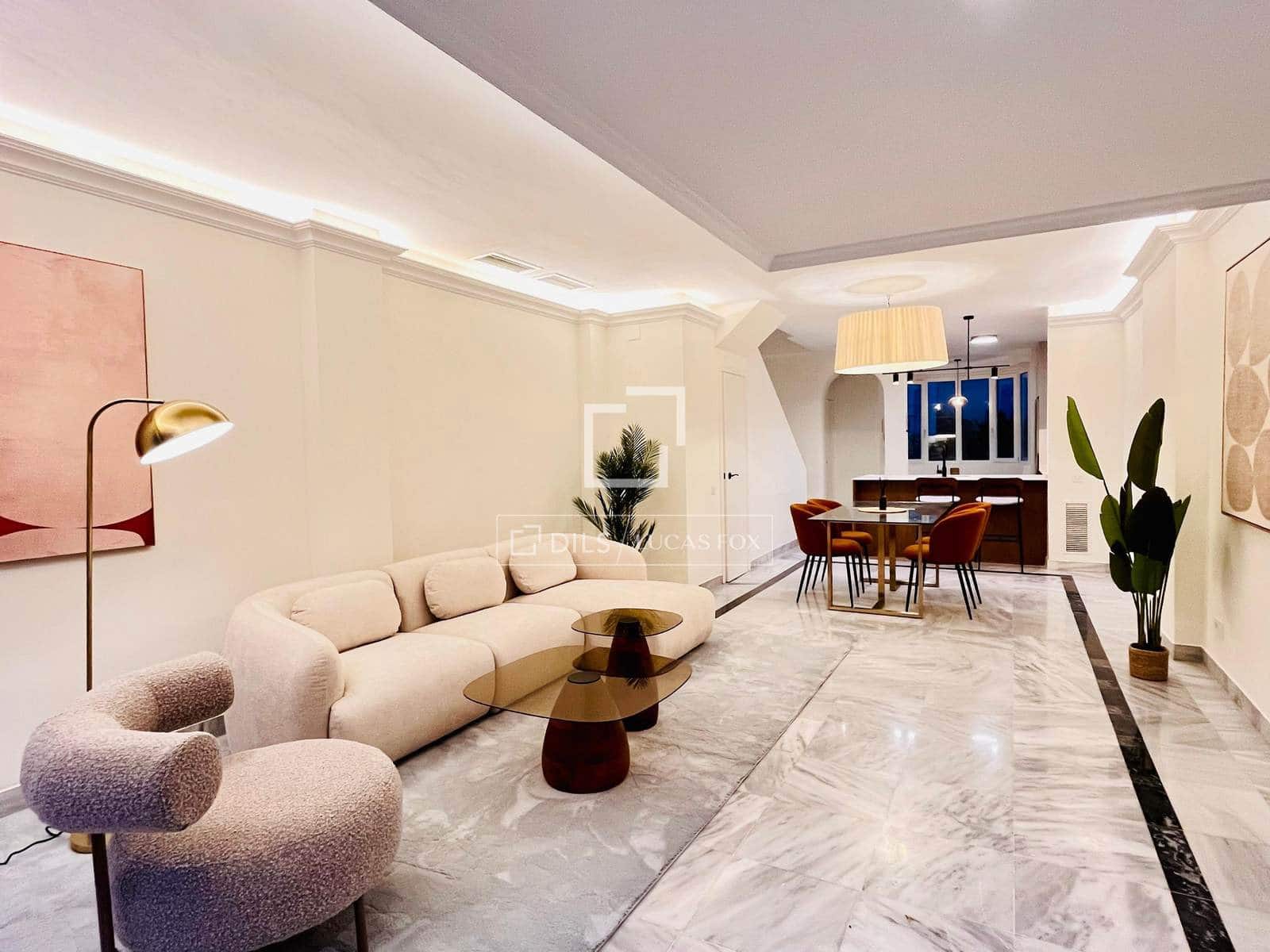 2 soverom Leilighet til salgs i Marbella med svømmebasseng garasje - € 799 000 (Ref: 9733744)