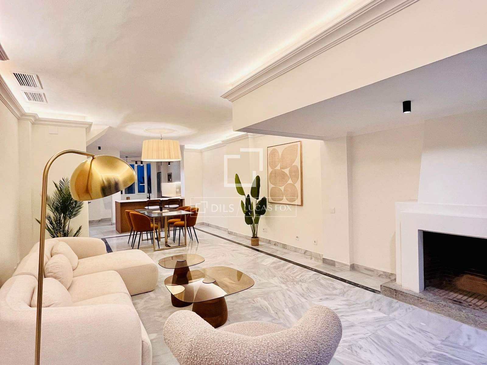 2 soverom Leilighet til salgs i Marbella med svømmebasseng garasje - € 799 000 (Ref: 9733744)