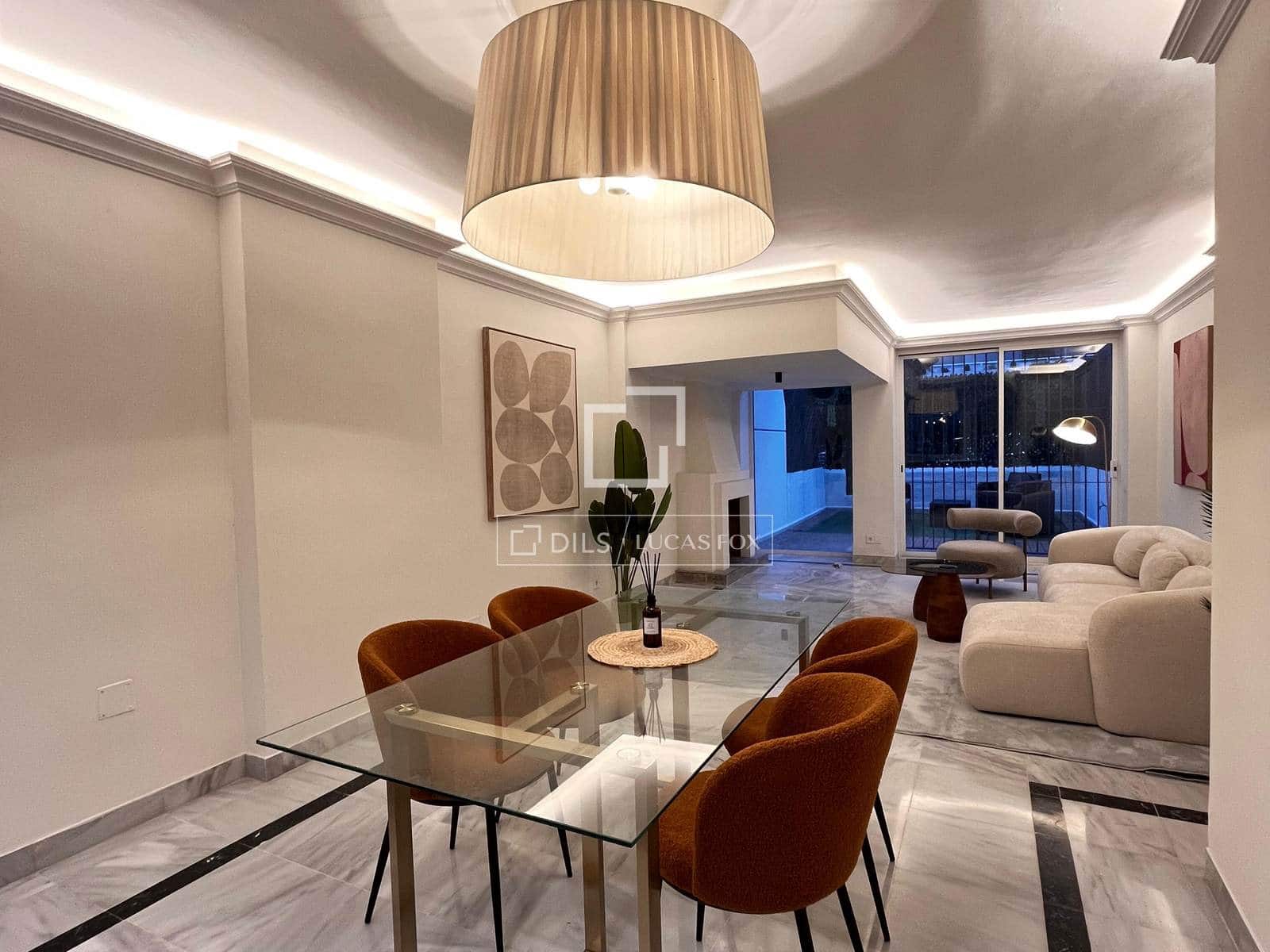 2 soverom Leilighet til salgs i Marbella med svømmebasseng garasje - € 799 000 (Ref: 9733744)