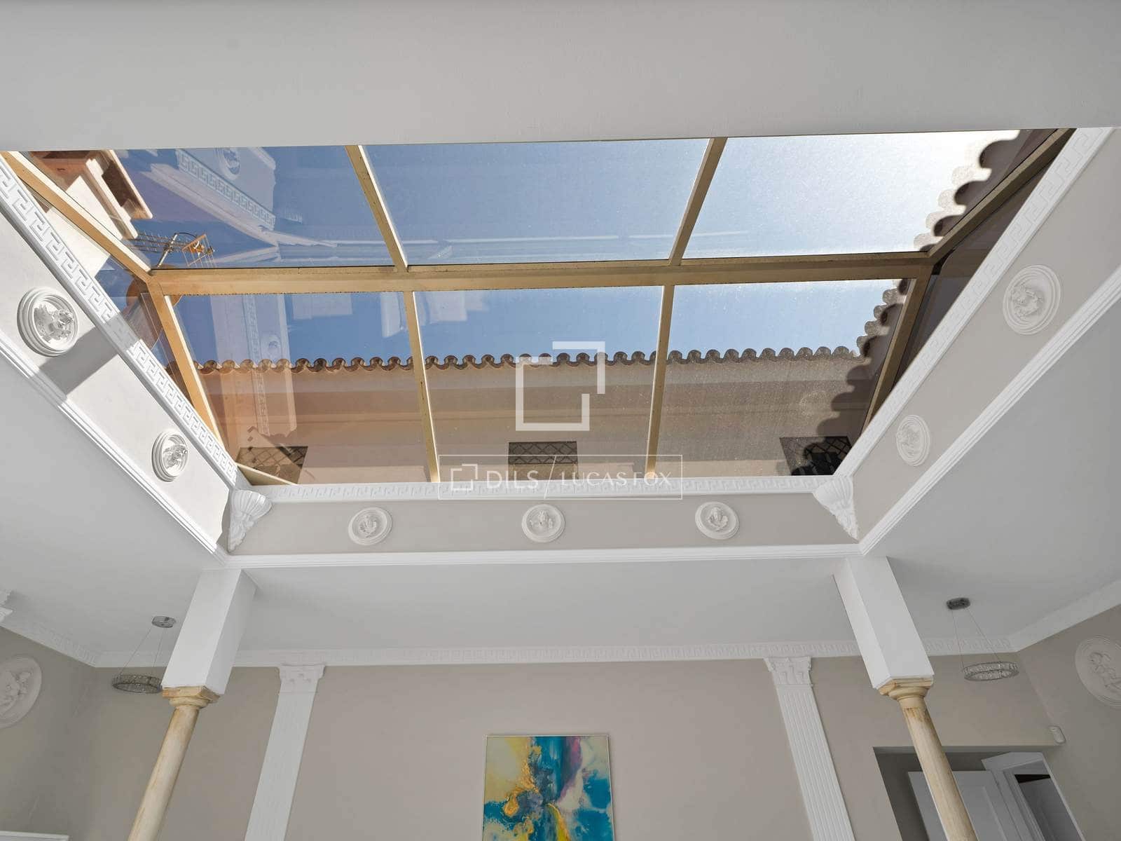 10 soveværelse Villa til salg i Marbella med swimmingpool garage - € 2.150.000 (Ref: 9733877)