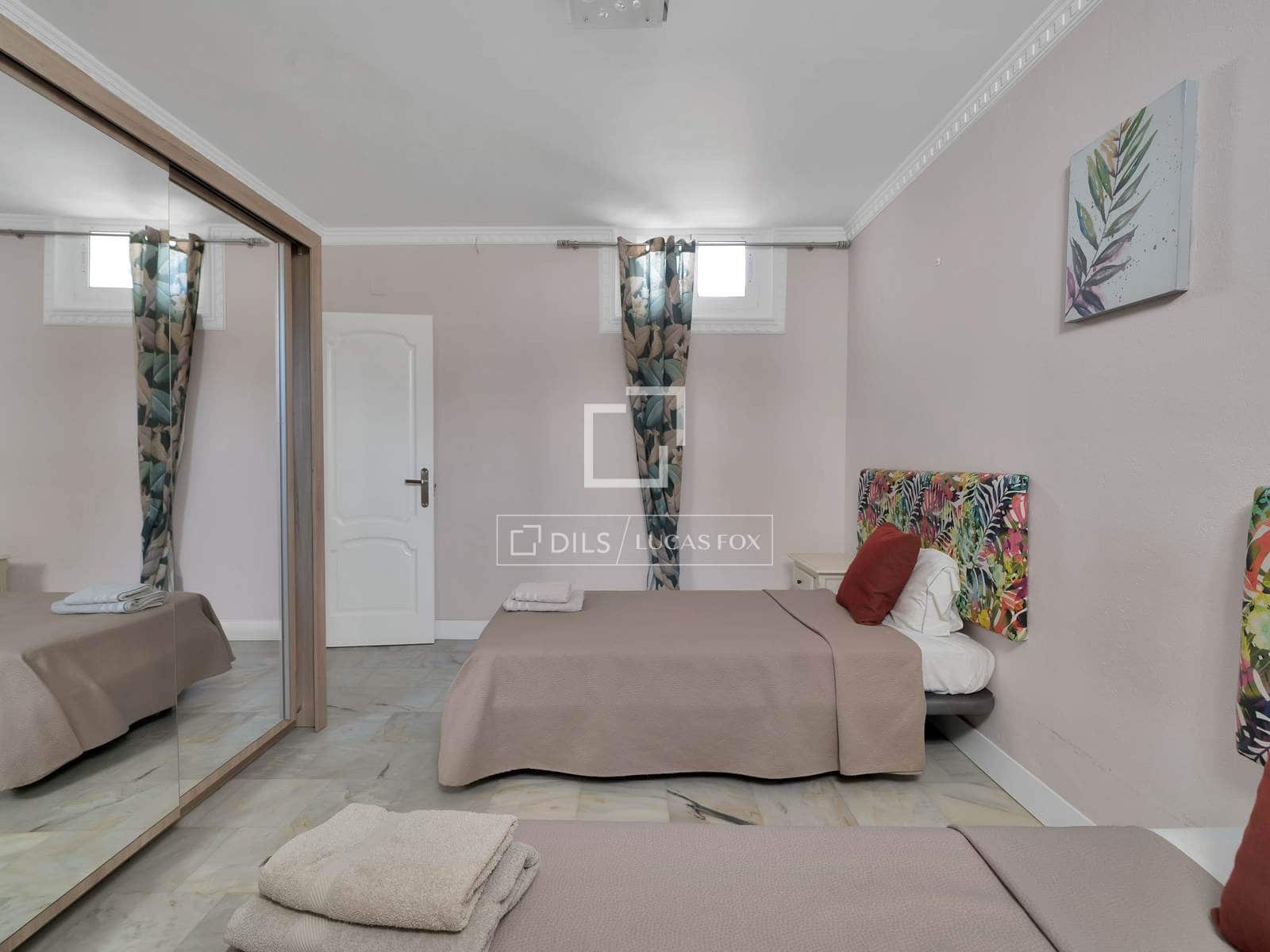 10 soveværelse Villa til salg i Marbella med swimmingpool garage - € 2.150.000 (Ref: 9733877)